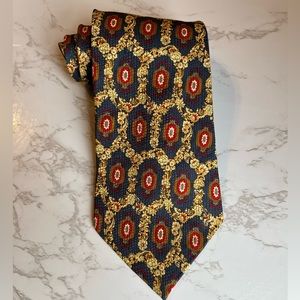Valentino cravette necktie in excellent condition